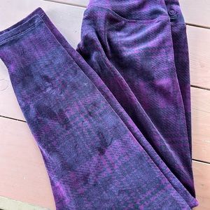 CuddlDuds pants maroon pattern straight leg ankle style. Sz S